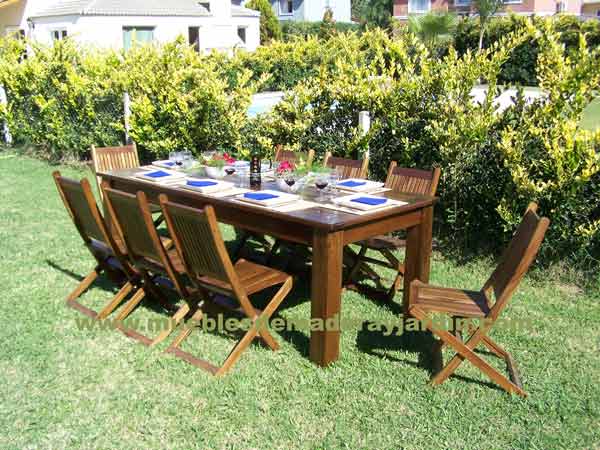 Mesa de Guayubira. Mesa maciza de guayuvira